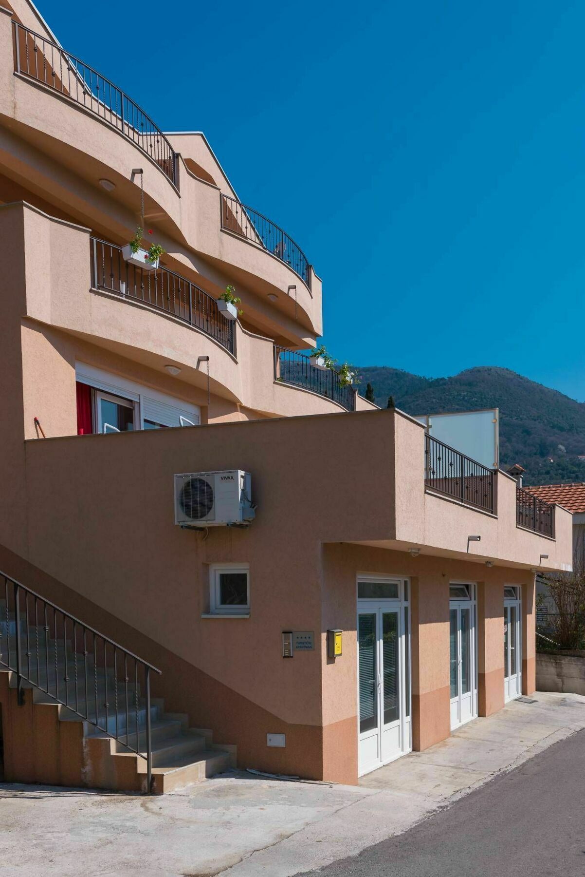 Apartments City Center Tivat Exterior foto